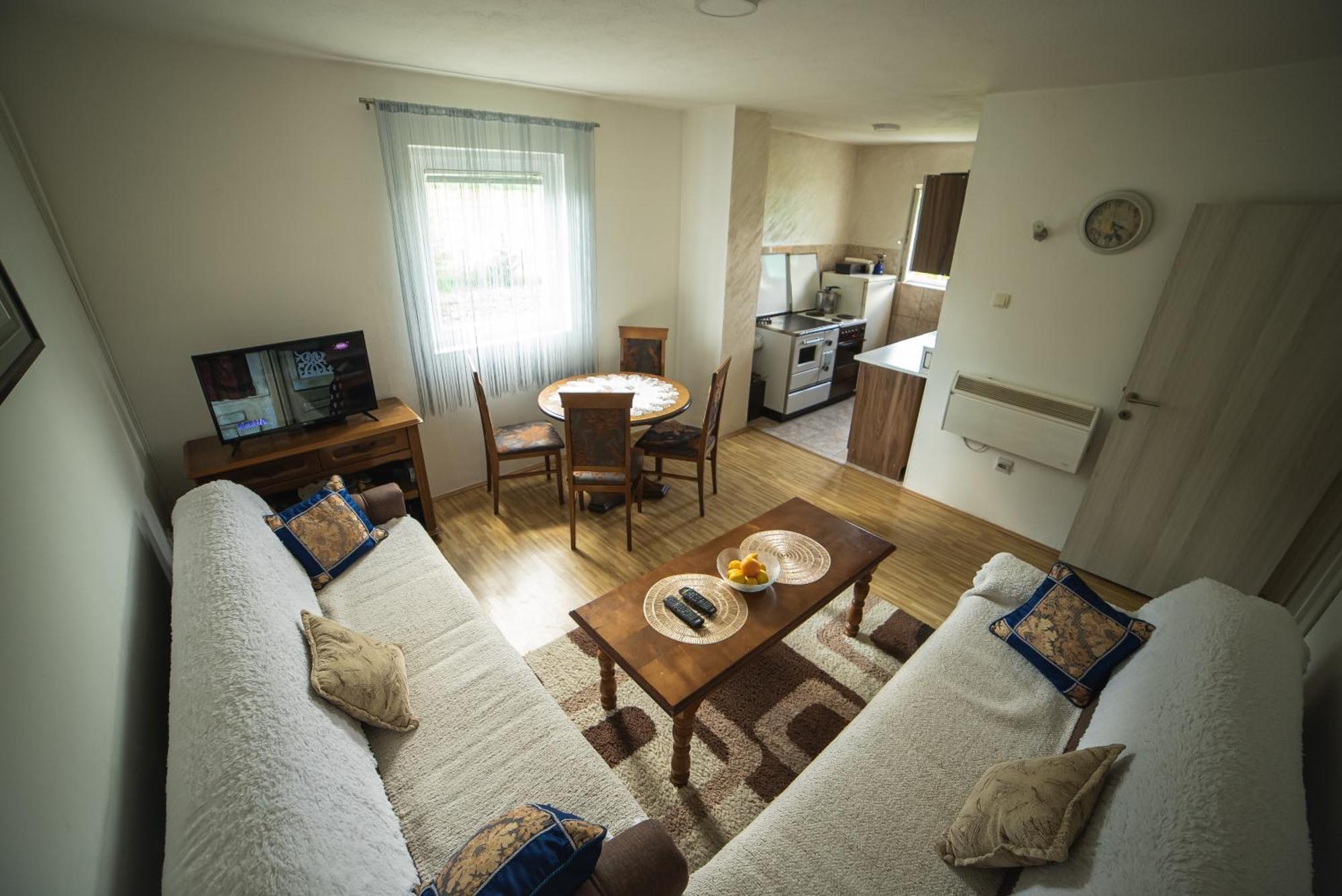 Guest House "Visnja" Zabljak  Luaran gambar