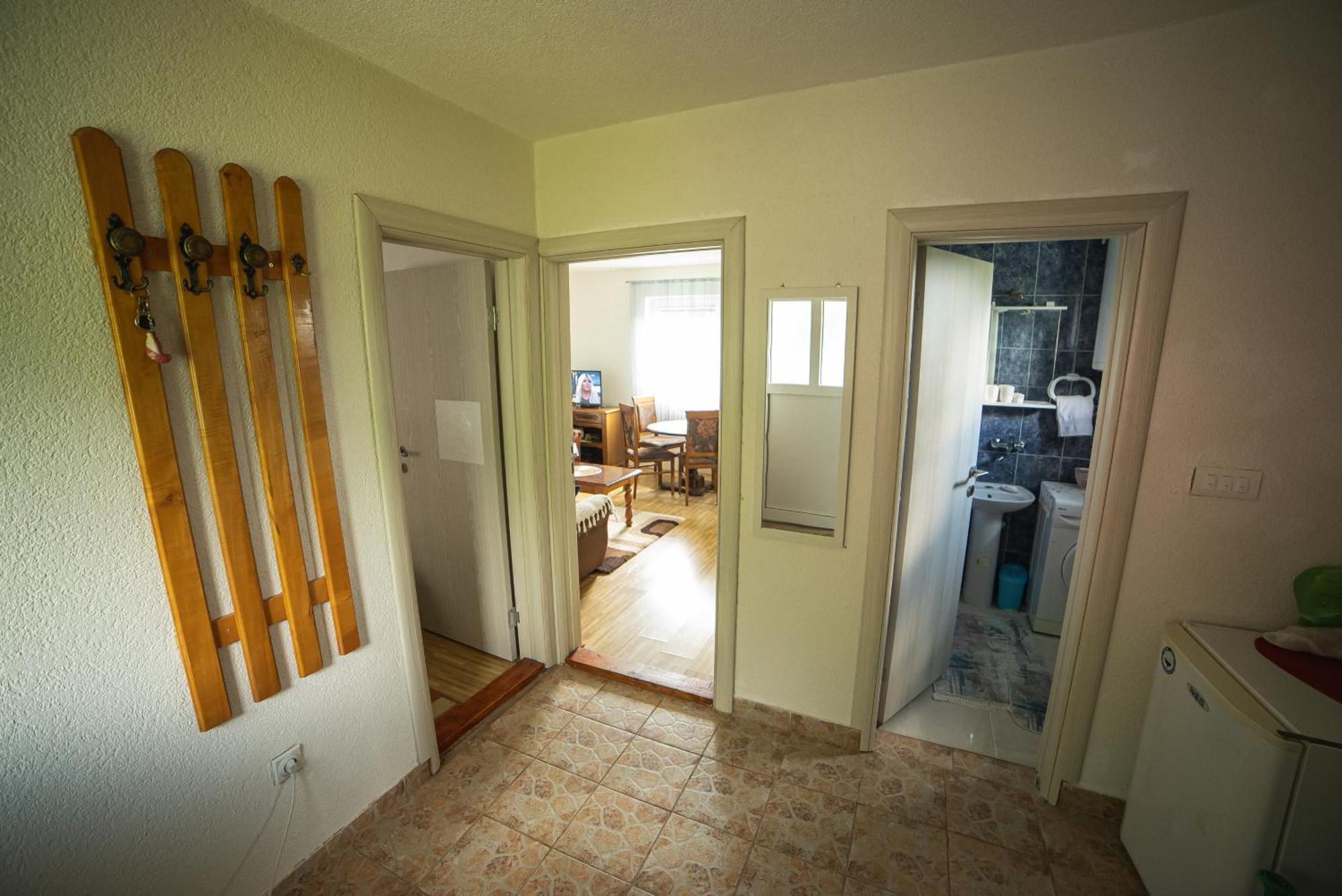 Guest House "Visnja" Zabljak  Luaran gambar